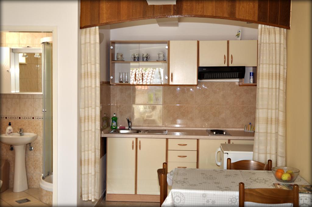 Apartments Lumbarda Exterior foto